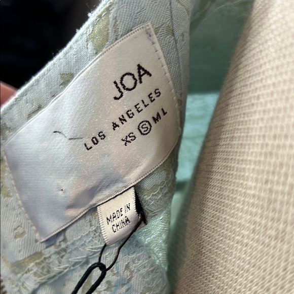 J.O.A. Bustier Crop Camisole - Picture 2 of 4